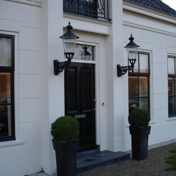 K4 rund lampe med pulverlakeret top - Image 3