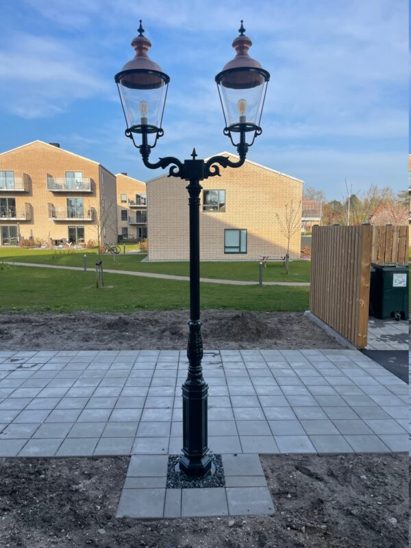 Düsseldorf dobbelt kobber standerlampe - Image 4