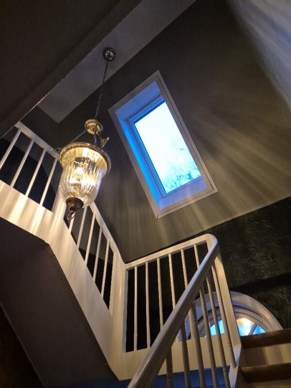 Cambridge L messing chandelier med 3 lyskilder - Image 12