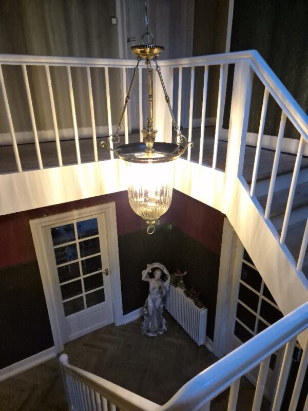 Cambridge L messing chandelier med 3 lyskilder - Image 14