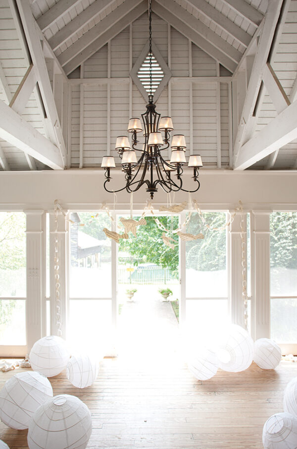 Espergærde chandelier i antik bronze-finish med organzaskærme og 15 lyskilder - Image 2
