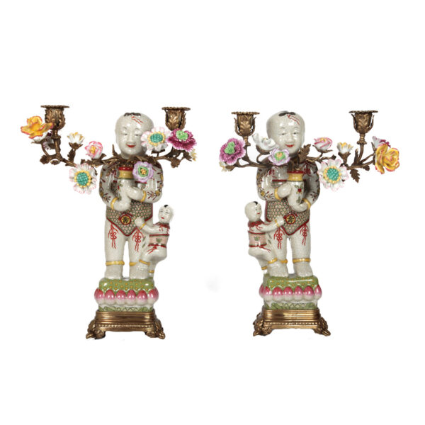 2 lysestager mor og barn og blomster i porcelæn og messing til 2 stearinlys